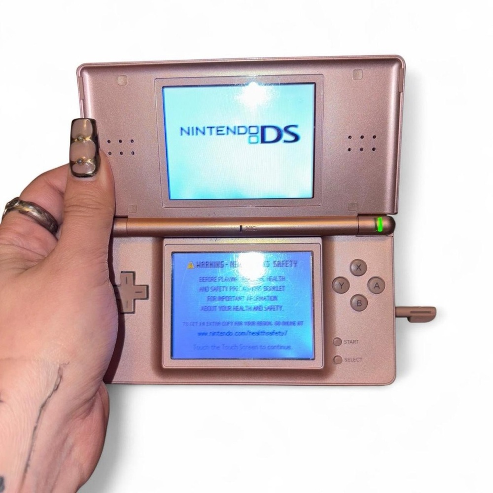Nintendo DS Lite Metallic Rose with Games